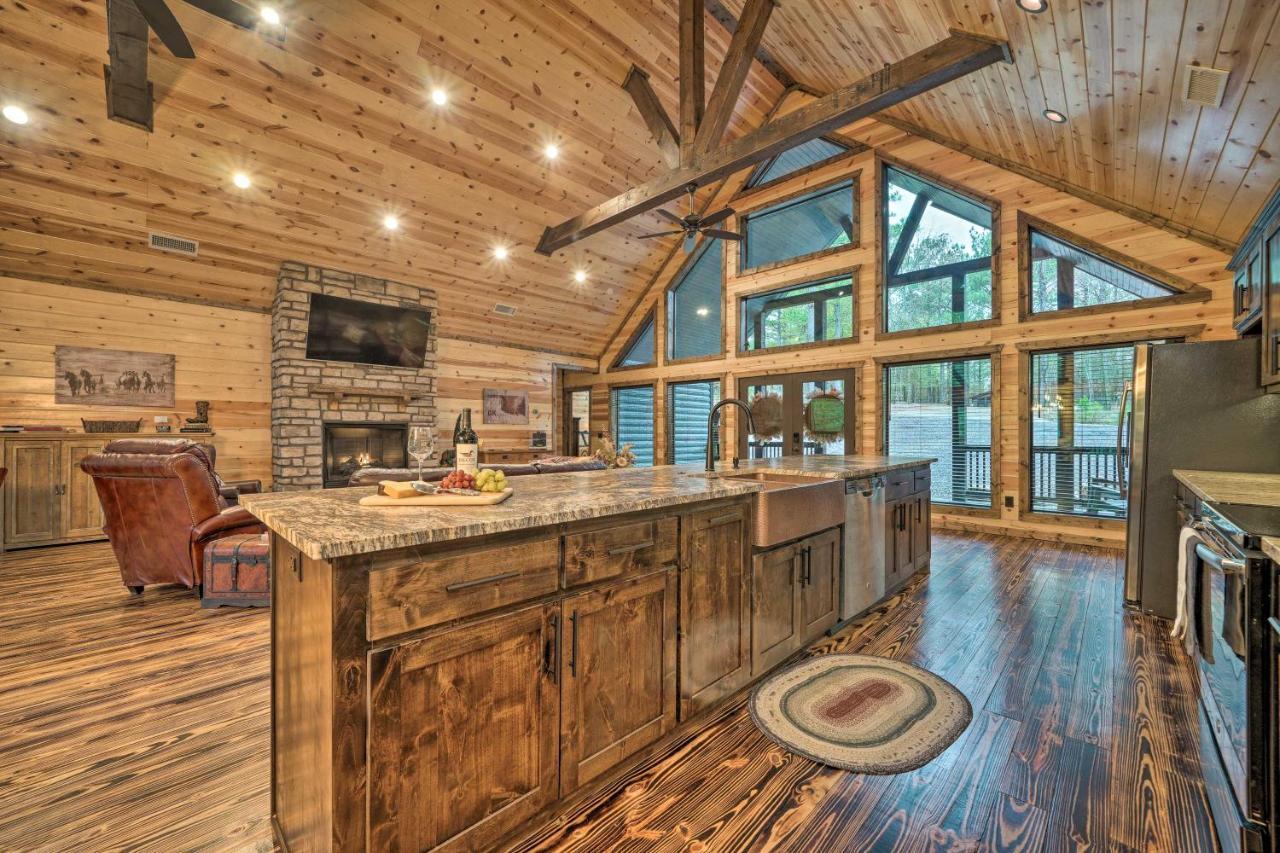 Broken Bow Cabin Deck With Hot Tub And Pool Table! 외부 사진